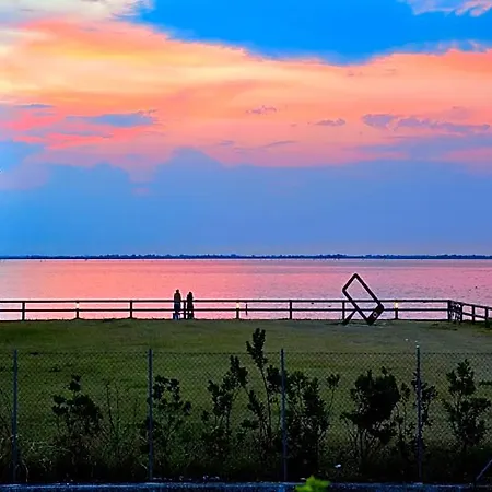Otel Comfy Flat 600m From The Sea With Bibione