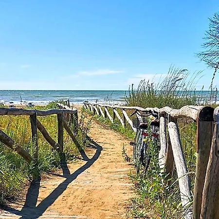 Comfy Flat 600m From The Sea With Otel Bibione